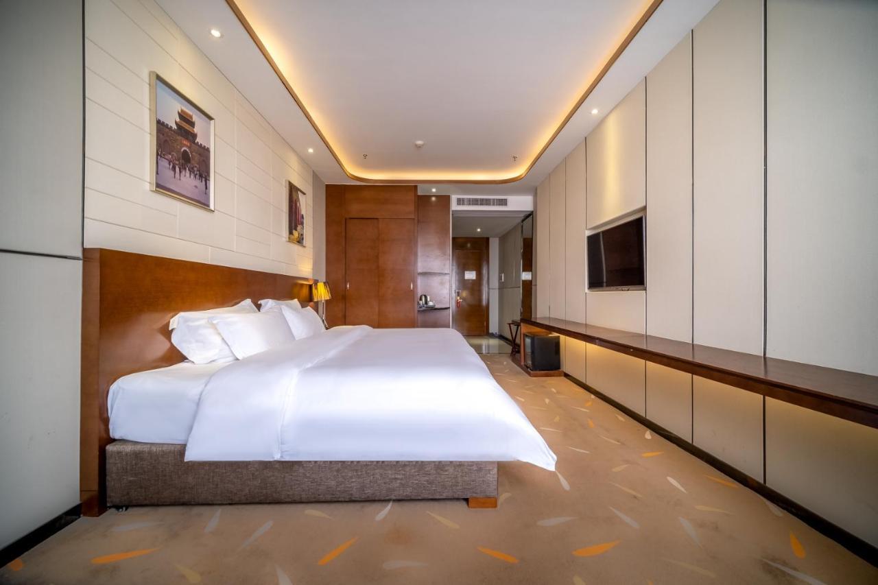 Relteem Hotel Zhongshan  Extérieur photo
