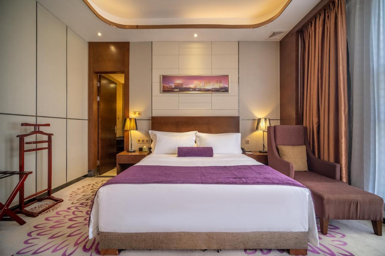 Relteem Hotel Zhongshan  Extérieur photo