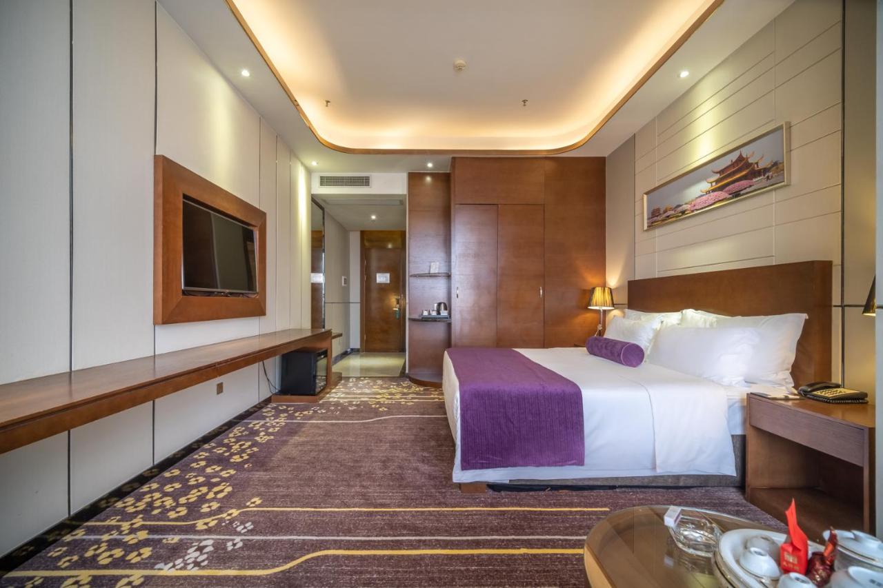 Relteem Hotel Zhongshan  Extérieur photo