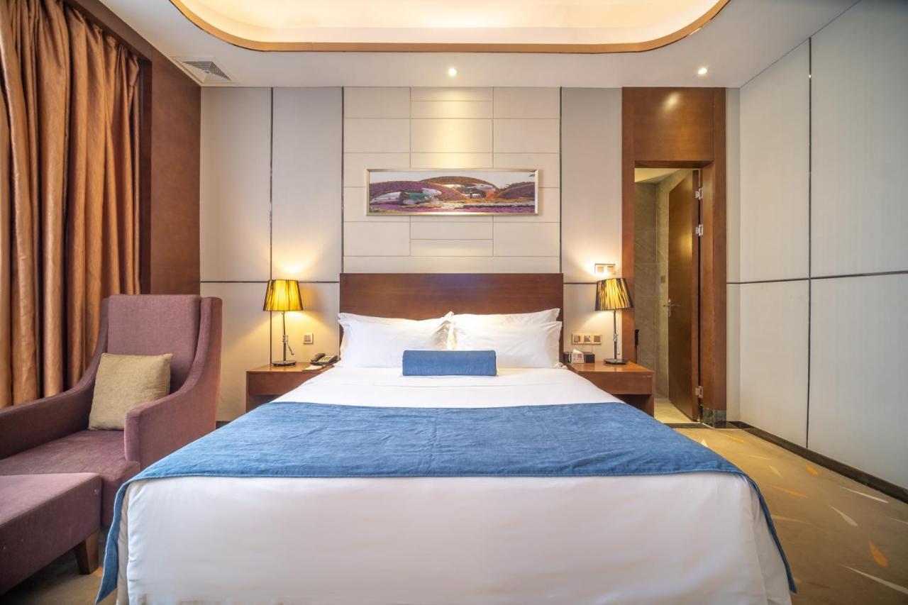 Relteem Hotel Zhongshan  Extérieur photo