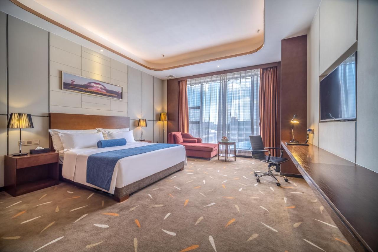 Relteem Hotel Zhongshan  Extérieur photo