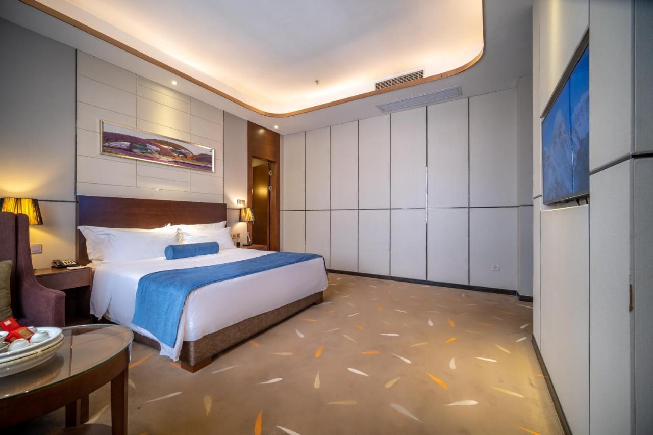 Relteem Hotel Zhongshan  Extérieur photo